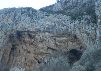 Entrada a la Cueva de las Grajas