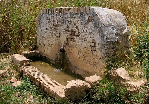 Fuente de Sacristán